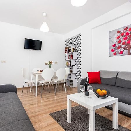 Apartamenty Niko Zator Exterior foto